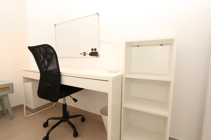 Ingeniero Rafael Janini, 27 Habitación 1