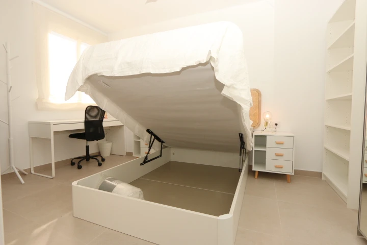 Ingeniero Rafael Janini, 27 Habitación 3
