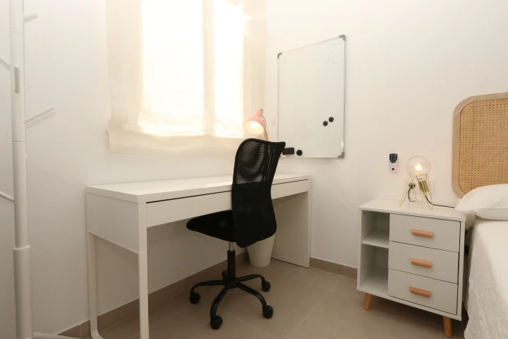 Ingeniero Rafael Janini, 27 Habitación 3