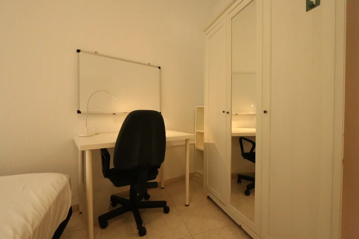 Arquitecto Gascó, 1 Habitación 2