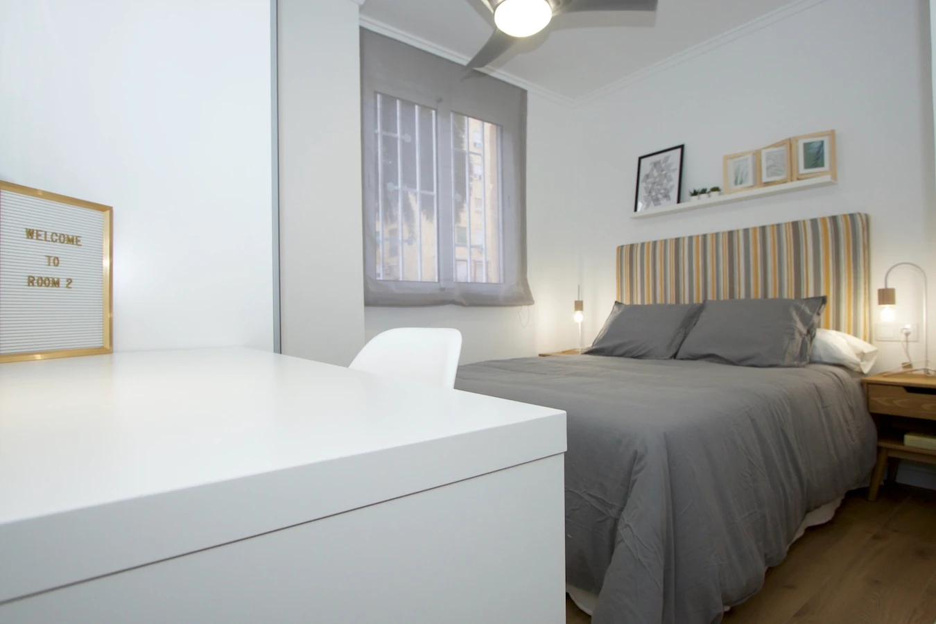 Poeta Andrés Cabrelles, 27 Habitación 2