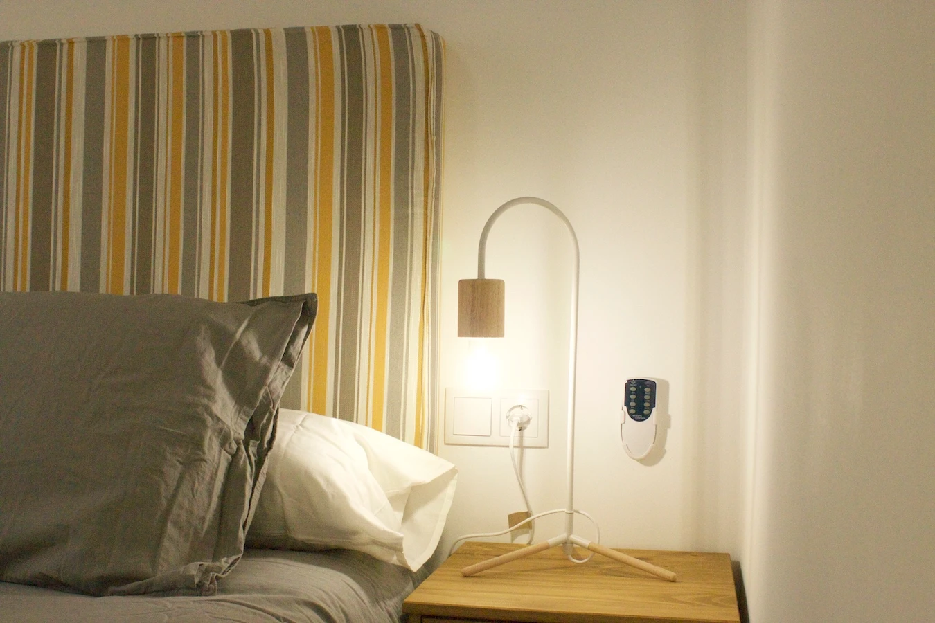 Poeta Andrés Cabrelles, 27 Habitación 2