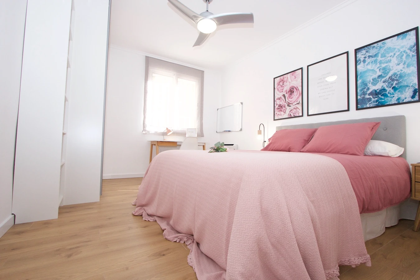 Poeta Andrés Cabrelles, 27 Habitación 3