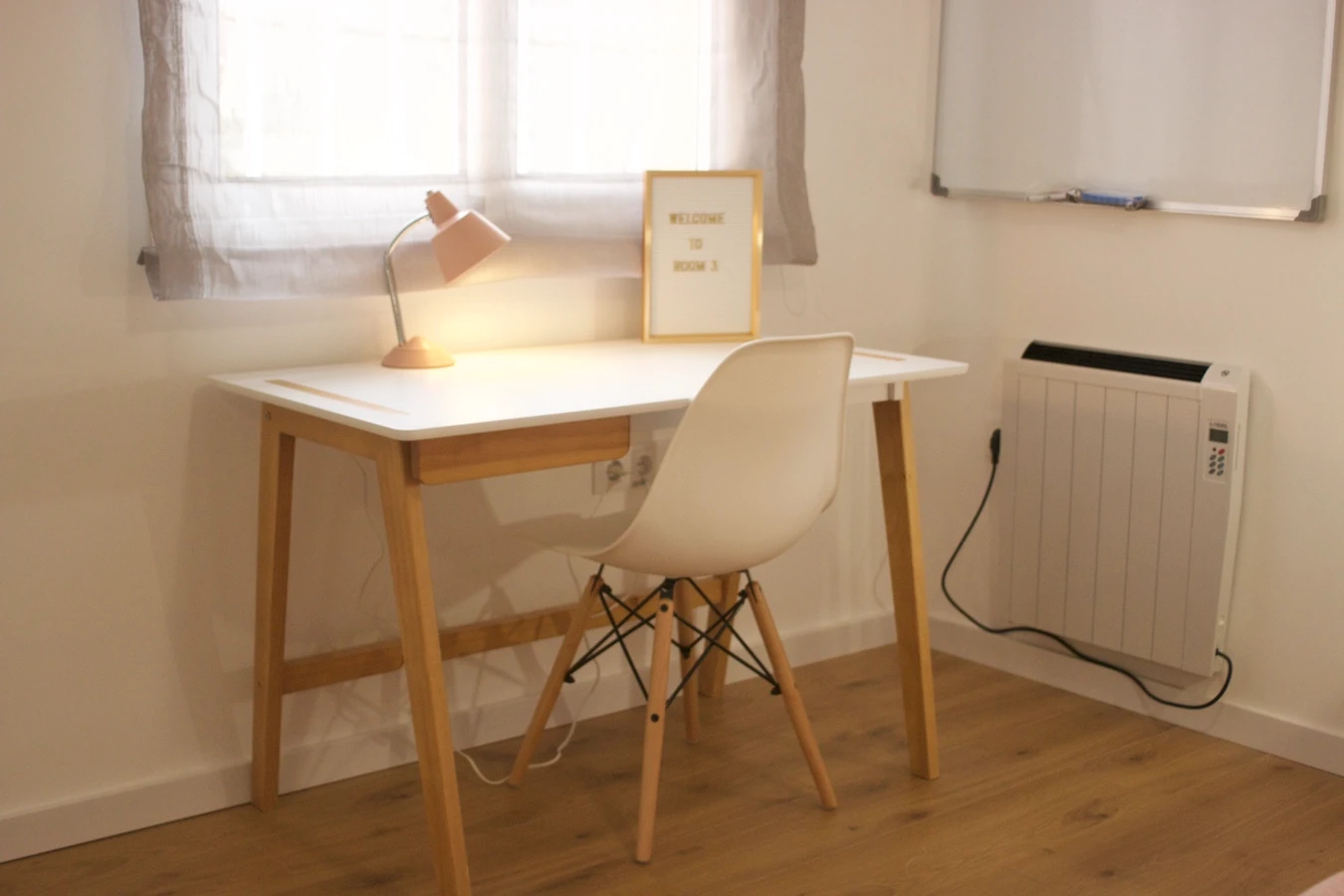 Poeta Andrés Cabrelles, 27 Habitación 3