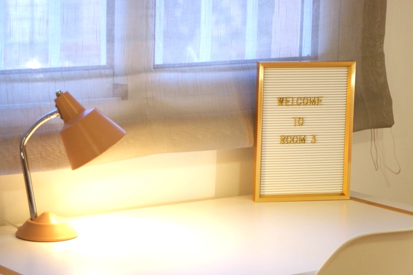 Poeta Andrés Cabrelles, 27 Habitación 3