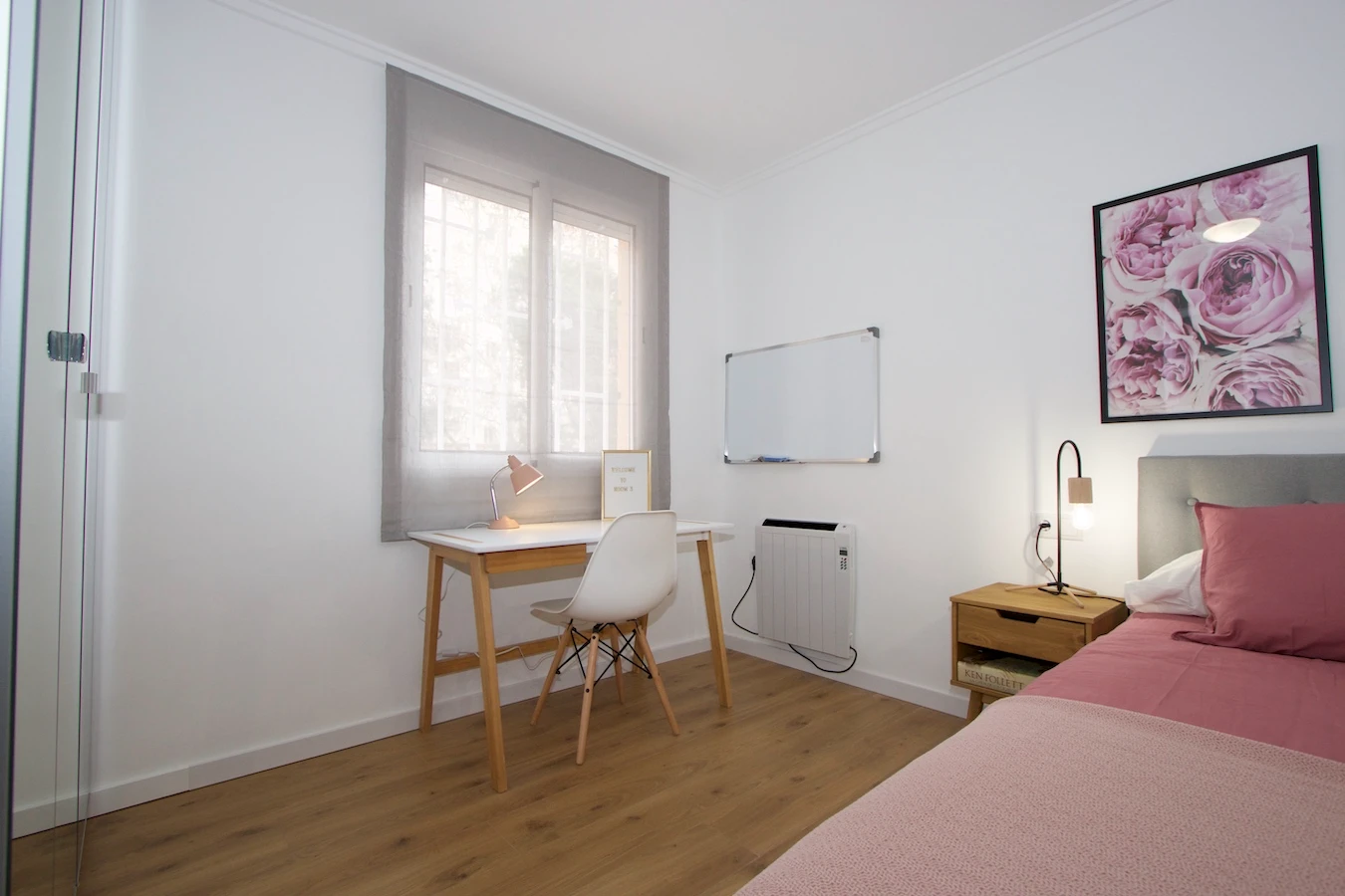 Poeta Andrés Cabrelles, 27 Habitación 3