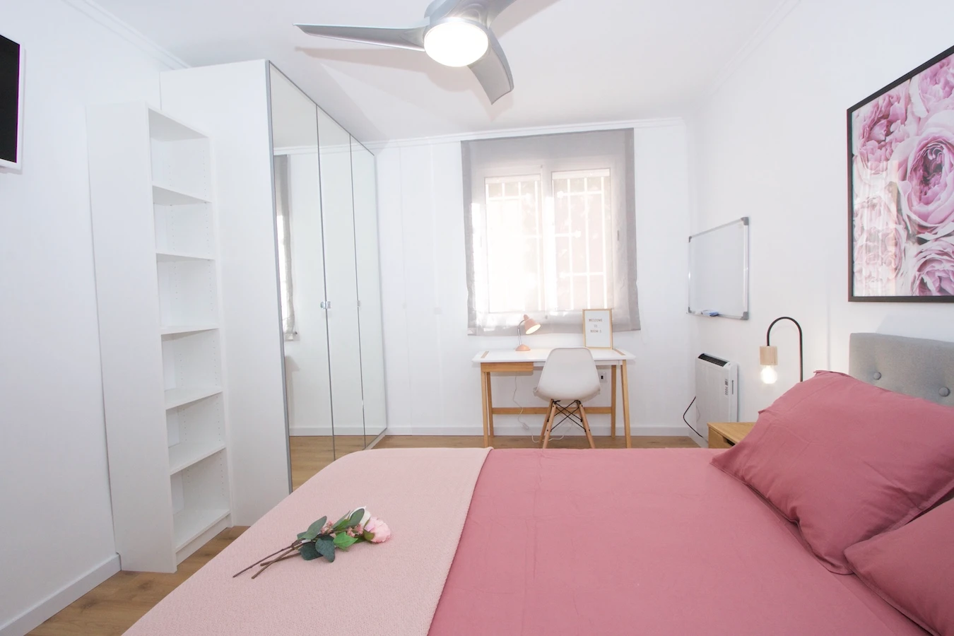 Poeta Andrés Cabrelles, 27 Habitación 3