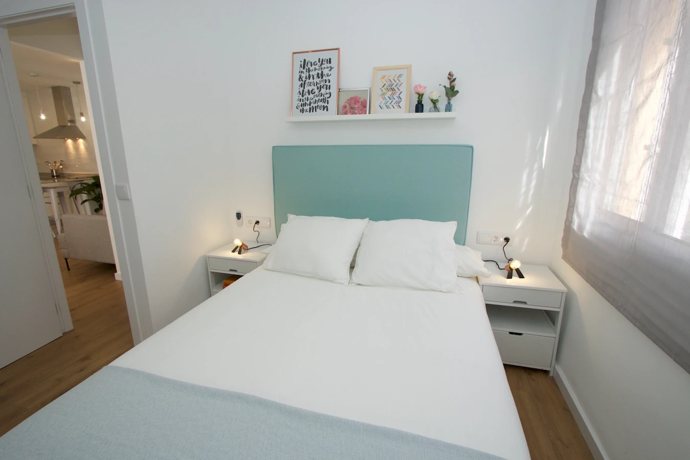 Poeta Andrés Cabrelles, 27 Habitación 5