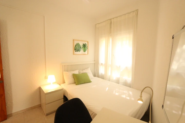 Arquitecto Gascó, 1 Habitación 2